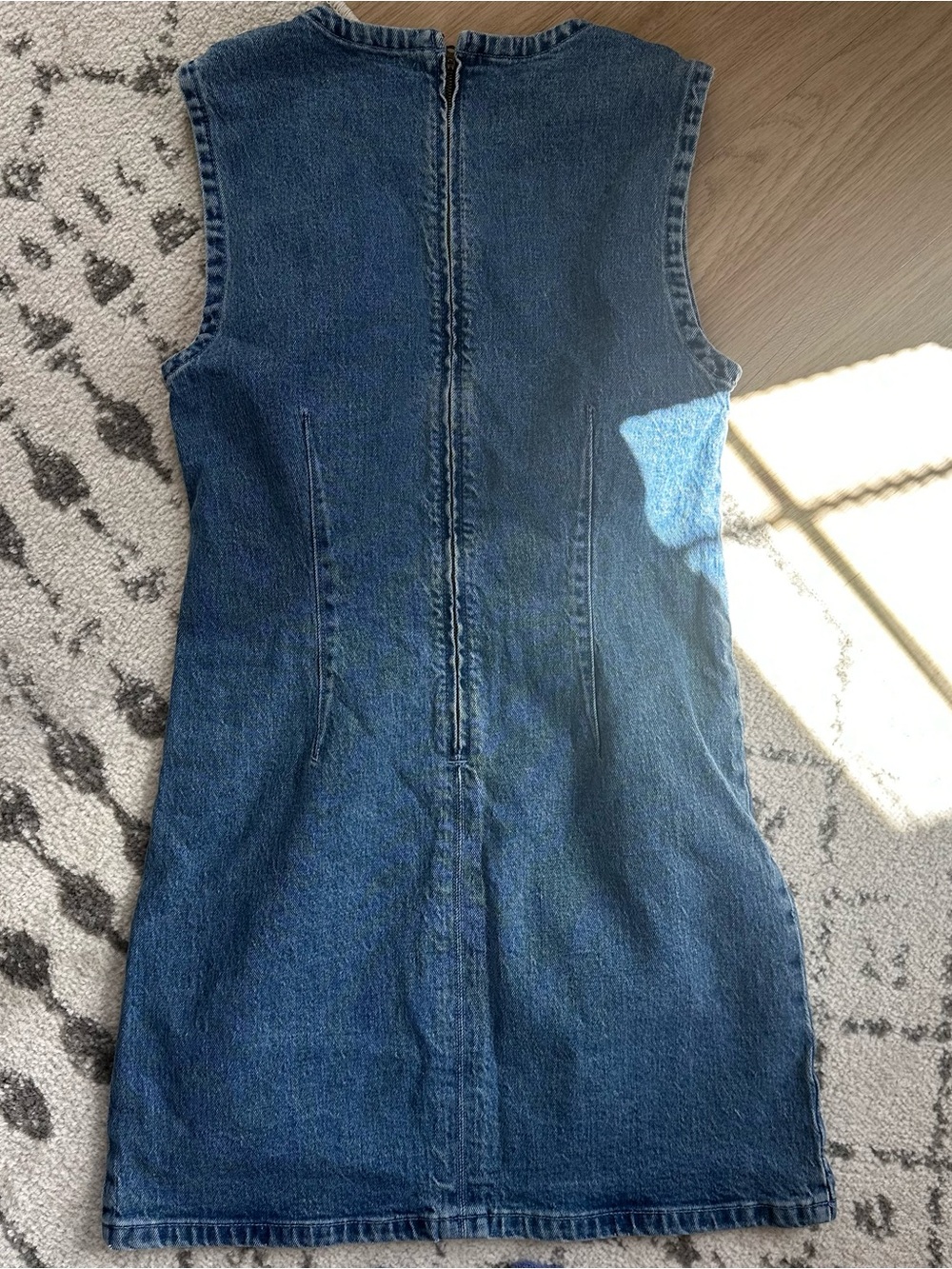 Abercrombie & Fitch Denim Sleeveless Zip Back Mini Dress Size Medium - Picture 2 of 3